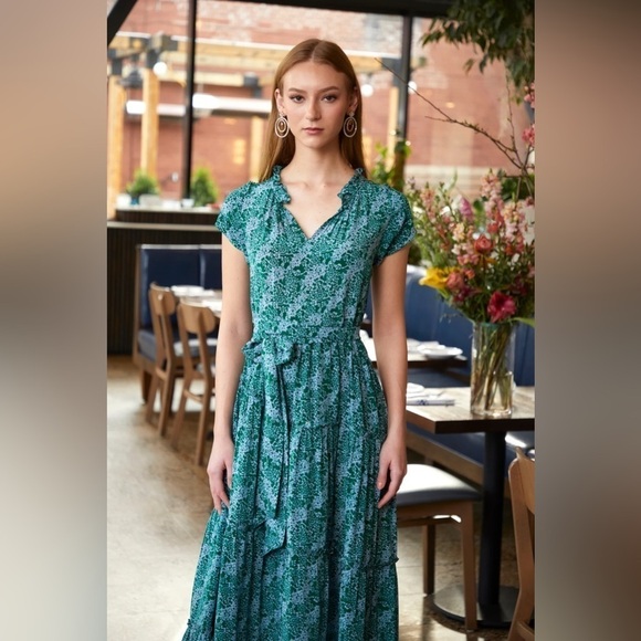 NWT Rungolee Scarlette Silk Tiered Maxi Dress in Jade Jasmine Jungle Size Medium - Picture 4 of 4